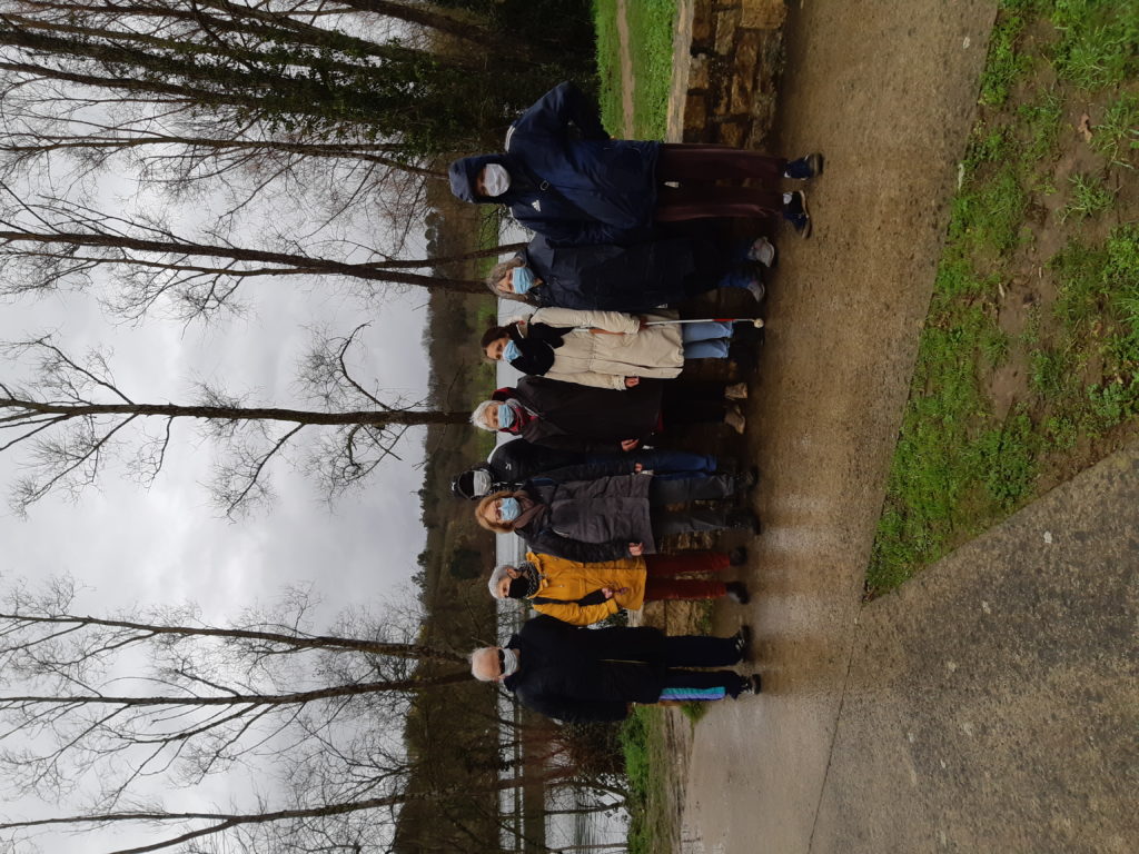Groupe de 8 personnes courageuses et bien couvertes pour la sortie du 16 février à Saint-Herblain.