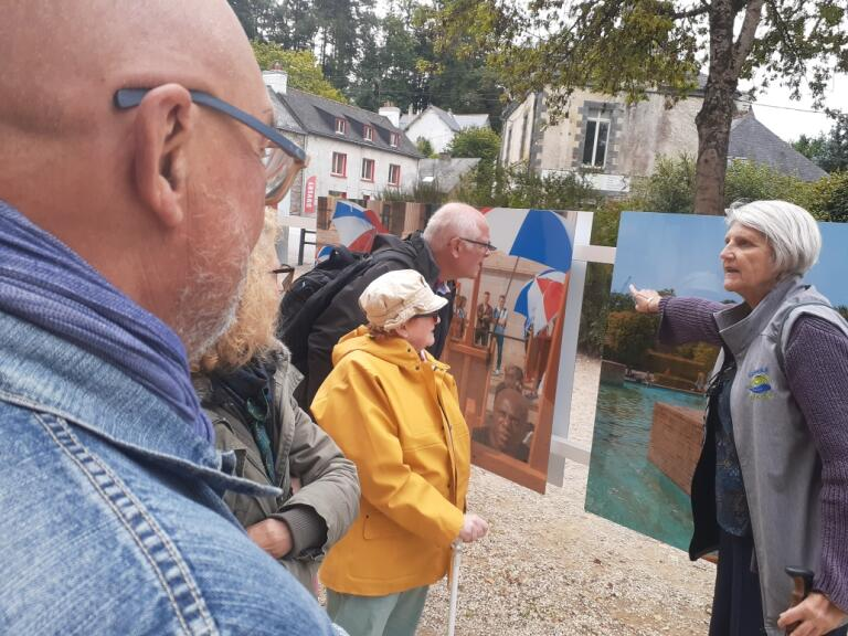 25 septembre 2025 : Visite à l’exposition « So British » à La Gacilly
